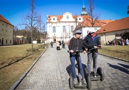 Petite découverte des parcs de Prague en segway
