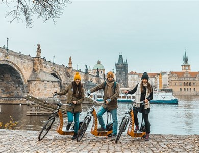 Visite de Prague à vélo, vélo électrique ou trottinette électrique