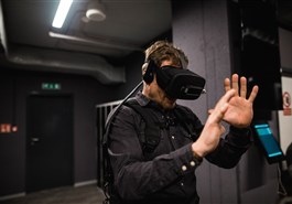 Jeu de réalité virtuelle autour du Golem de Prague