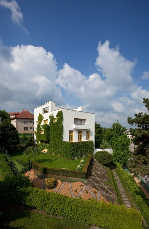 2 Villa Muller Prague