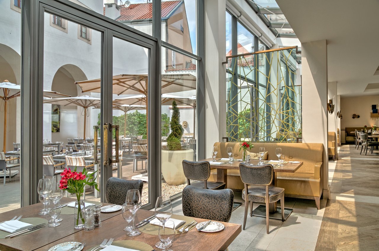 02 Augustine Restaurant Prague
