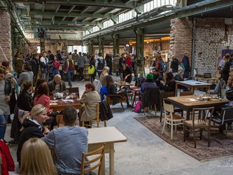 2 Vnitroblock Prague