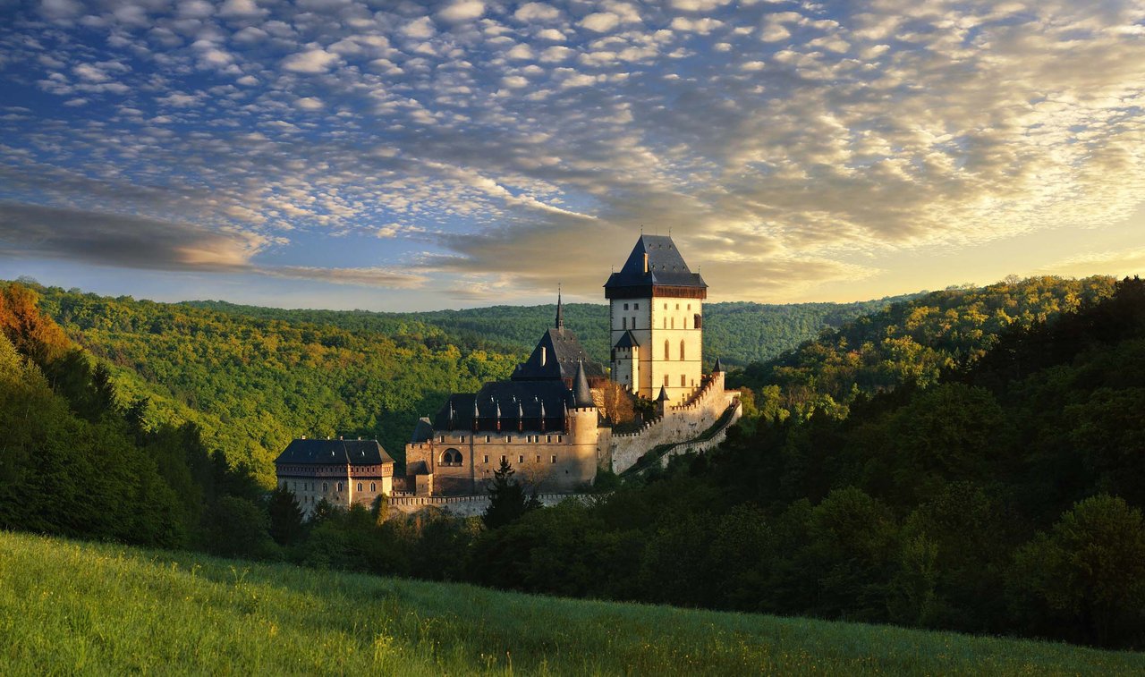 Excursion en groupe au château fort de Karlštejn