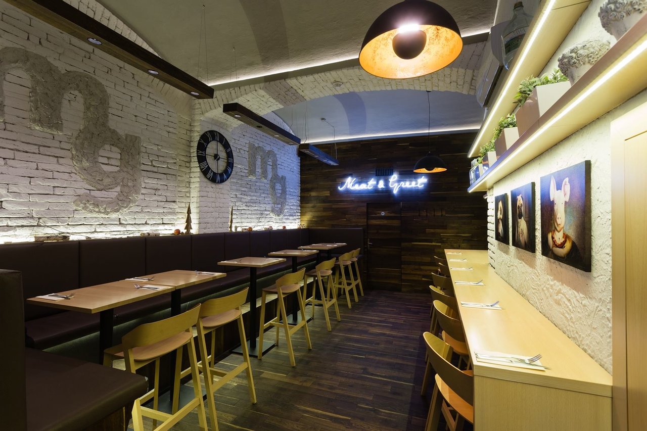 2 Meat and Greet Burgerhouse Prague