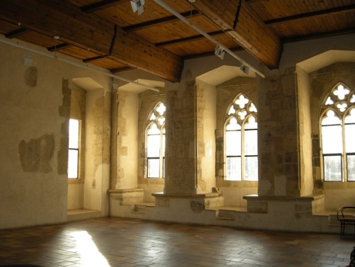 4 Stone Bell House Prague